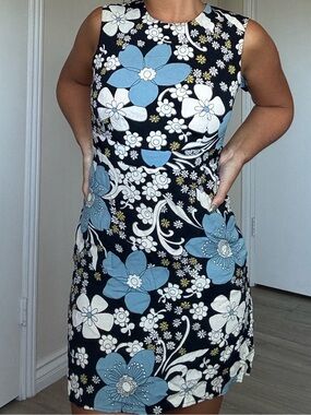NC LOVE Sleeveless Floral Dress in Black and Light Blue